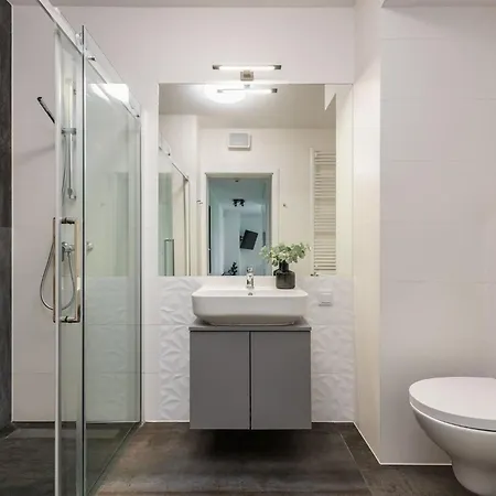 Flatbook - Riverside Loft With Parking Danzig