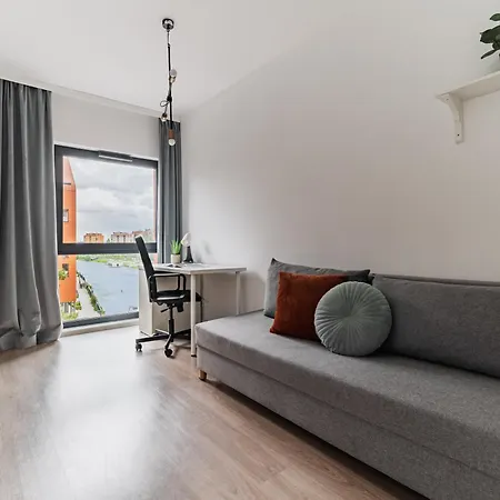Flatbook - Riverside Loft With Parking Apartmán *
