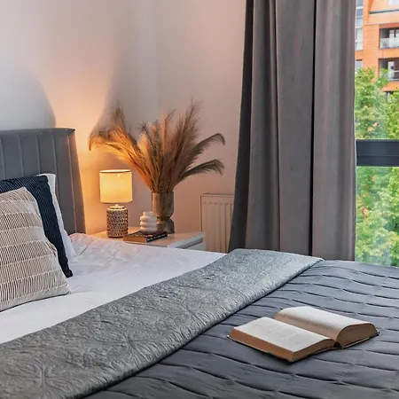 Flatbook - Riverside Loft With Parking Apartmán Gdaňsk